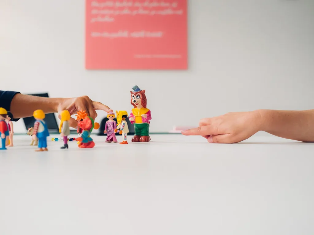 Impressionen von Aufstellungsarbeit in der Praxis für Psychotherapie und Coaching | Helke Wieners